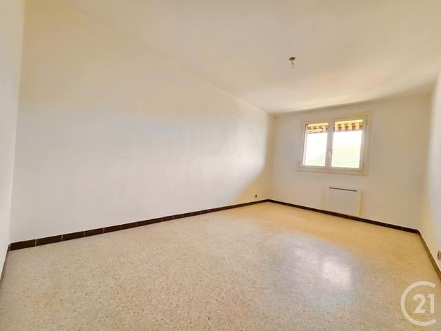 Appartement à vendre - 3 pièces - 72 m2 - Toulon - 83 - PROVENCE-ALPES-COTE-D-AZUR