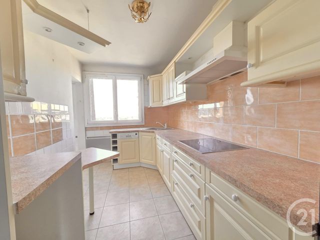 Appartement à vendre - 3 pièces - 72 m2 - Toulon - 83 - PROVENCE-ALPES-COTE-D-AZUR