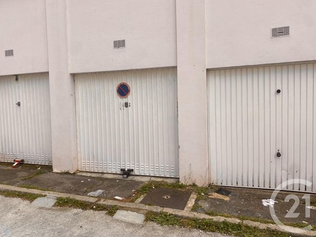 Appartement à vendre - 3 pièces - 60 m2 - Toulon - 83 - PROVENCE-ALPES-COTE-D-AZUR