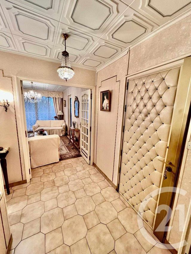 Appartement T5 à vendre - 5 pièces - 78 m2 - Marseille - 13010 - PROVENCE-ALPES-COTE-D-AZUR