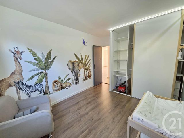 Appartement F3 à vendre - 3 pièces - 70 m2 - Toulon - 83 - PROVENCE-ALPES-COTE-D-AZUR