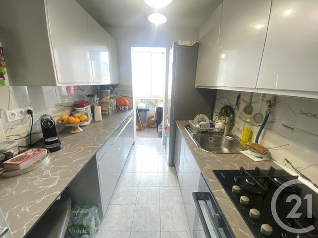 Appartement à vendre - 3 pièces - 58 m2 - Toulon - 83 - PROVENCE-ALPES-COTE-D-AZUR