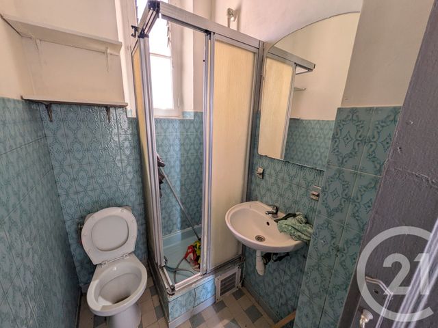 Appartement T3 à vendre - 3 pièces - 47 m2 - Toulon - 83 - PROVENCE-ALPES-COTE-D-AZUR