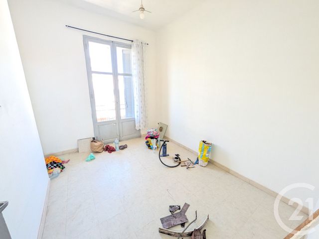 Appartement T3 à vendre - 3 pièces - 47 m2 - Toulon - 83 - PROVENCE-ALPES-COTE-D-AZUR