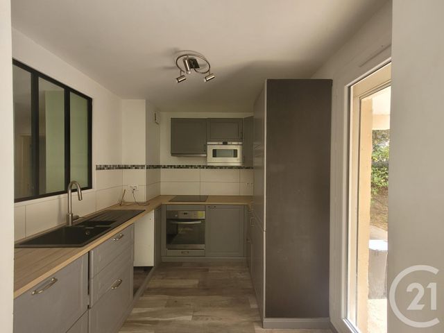 Appartement T3 à vendre - 3 pièces - 59,73 m2 - Toulon - 83 - PROVENCE-ALPES-COTE-D-AZUR