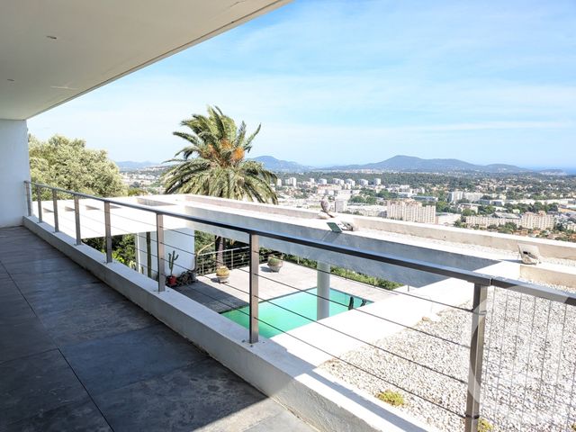 Maison à vendre - 4 pièces - 348 m2 - Toulon - 83 - PROVENCE-ALPES-COTE-D-AZUR