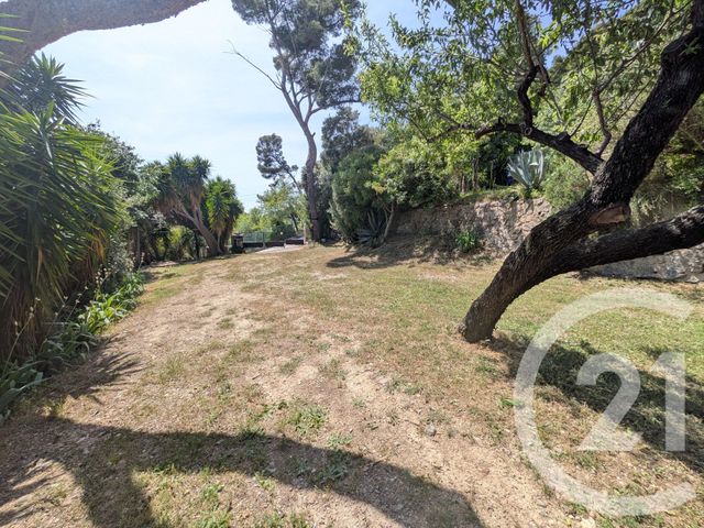 Maison à vendre - 4 pièces - 348 m2 - Toulon - 83 - PROVENCE-ALPES-COTE-D-AZUR