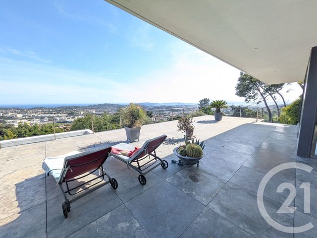 Maison à vendre - 4 pièces - 348 m2 - Toulon - 83 - PROVENCE-ALPES-COTE-D-AZUR