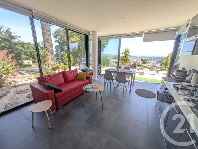 Maison à vendre - 4 pièces - 348 m2 - Toulon - 83 - PROVENCE-ALPES-COTE-D-AZUR