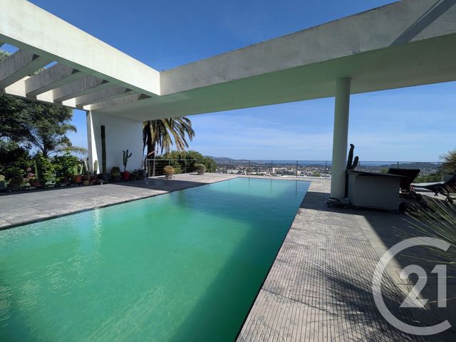 Maison à vendre - 4 pièces - 348 m2 - Toulon - 83 - PROVENCE-ALPES-COTE-D-AZUR