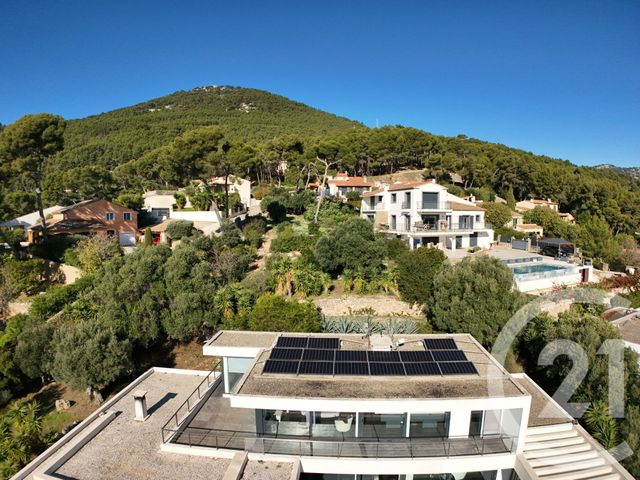 Maison à vendre - 4 pièces - 348 m2 - Toulon - 83 - PROVENCE-ALPES-COTE-D-AZUR