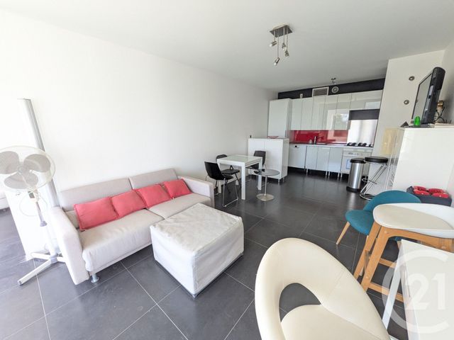 Maison à vendre - 4 pièces - 348 m2 - Toulon - 83 - PROVENCE-ALPES-COTE-D-AZUR