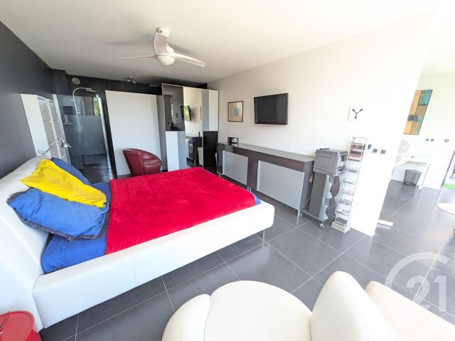 Maison à vendre - 4 pièces - 348 m2 - Toulon - 83 - PROVENCE-ALPES-COTE-D-AZUR