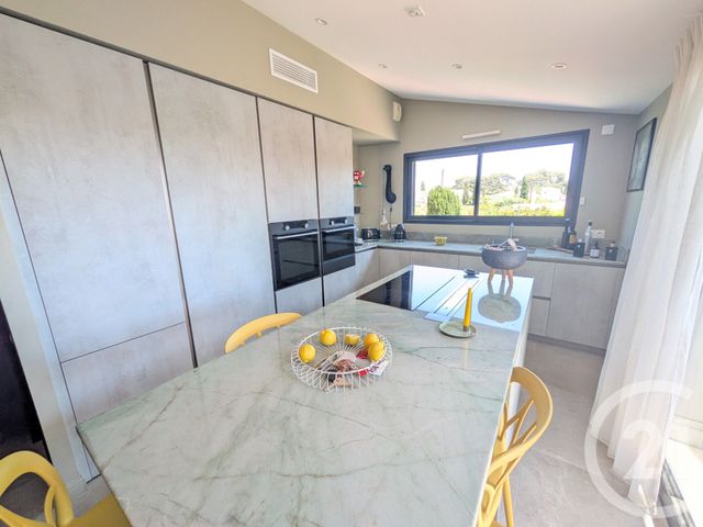 Appartement T4 à vendre - 4 pièces - 124,92 m2 - Sanary Sur Mer - 83 - PROVENCE-ALPES-COTE-D-AZUR