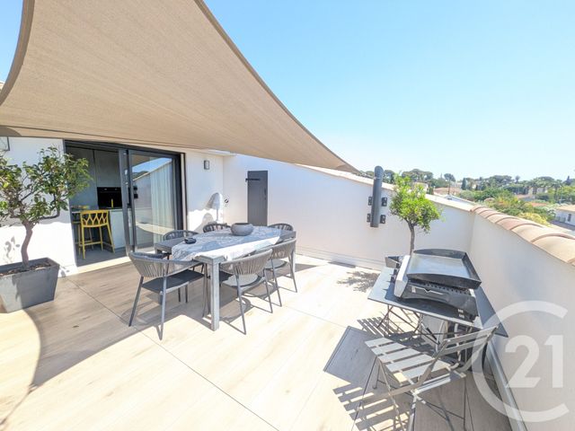 Appartement T4 à vendre - 4 pièces - 124,92 m2 - Sanary Sur Mer - 83 - PROVENCE-ALPES-COTE-D-AZUR