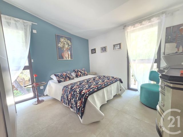 Appartement T4 à vendre - 4 pièces - 124,92 m2 - Sanary Sur Mer - 83 - PROVENCE-ALPES-COTE-D-AZUR