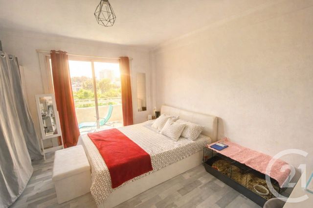 Appartement F3 &agrave; vendre - 3 pi&egrave;ces - 56 m2 - Toulon - 83 - PROVENCE-ALPES-COTE-D-AZUR