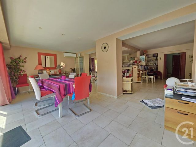 Maison à vendre - 5 pièces - 170 m2 - Six Fours Les Plages - 83 - PROVENCE-ALPES-COTE-D-AZUR