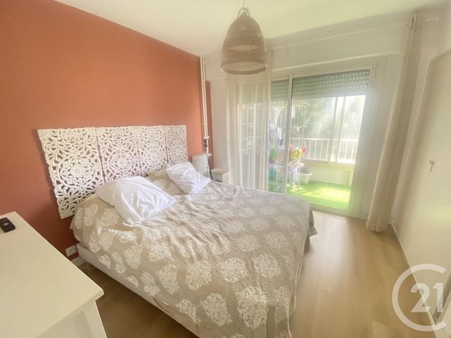 Appartement à vendre - 4 pièces - 80 m2 - Toulon - 83 - PROVENCE-ALPES-COTE-D-AZUR