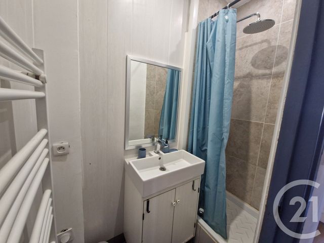 Appartement à louer - 3 pièces - 48,31 m2 - Toulon - 83 - PROVENCE-ALPES-COTE-D-AZUR