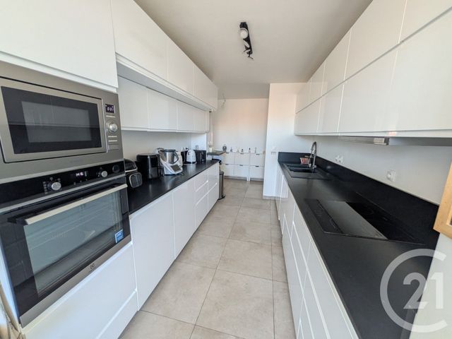 Appartement à vendre - 4 pièces - 90,50 m2 - Toulon - 83 - PROVENCE-ALPES-COTE-D-AZUR