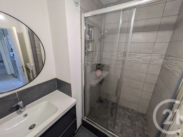 Appartement à vendre - 4 pièces - 90,50 m2 - Toulon - 83 - PROVENCE-ALPES-COTE-D-AZUR