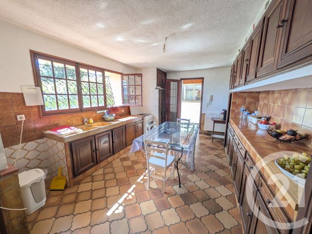 Maison à vendre - 8 pièces - 180 m2 - La Seyne Sur Mer - 83 - PROVENCE-ALPES-COTE-D-AZUR