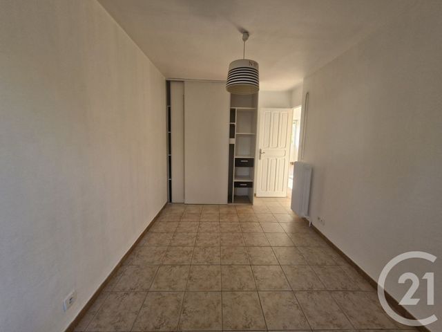 Appartement F4 à louer - 4 pièces - 64,37 m2 - Toulon - 83 - PROVENCE-ALPES-COTE-D-AZUR