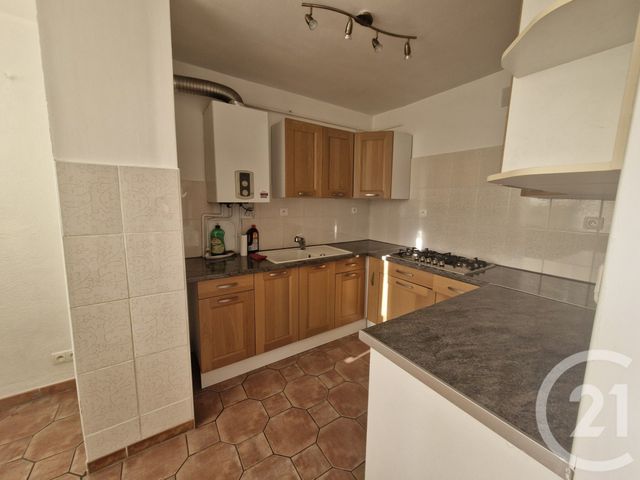 Appartement F4 à louer - 4 pièces - 64,37 m2 - Toulon - 83 - PROVENCE-ALPES-COTE-D-AZUR