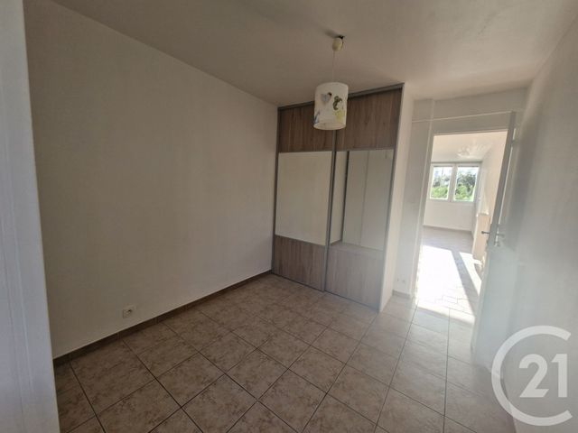 Appartement F4 à louer - 4 pièces - 64,37 m2 - Toulon - 83 - PROVENCE-ALPES-COTE-D-AZUR