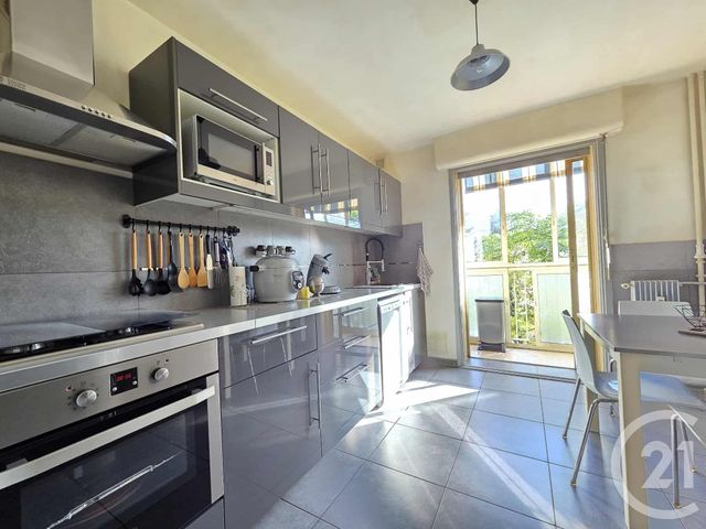 Appartement T4 &agrave; vendre - 4 pi&egrave;ces - 78,91 m2 - Toulon - 83 - PROVENCE-ALPES-COTE-D-AZUR