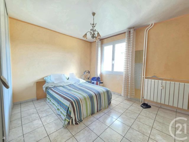 Appartement F3 à vendre - 3 pièces - 55 m2 - Toulon - 83 - PROVENCE-ALPES-COTE-D-AZUR