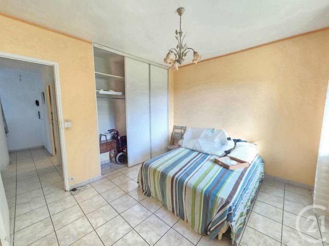 Appartement F3 à vendre - 3 pièces - 55 m2 - Toulon - 83 - PROVENCE-ALPES-COTE-D-AZUR