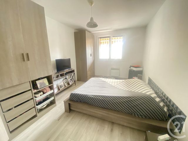 Appartement F4 à vendre - 4 pièces - 95 m2 - Toulon - 83 - PROVENCE-ALPES-COTE-D-AZUR