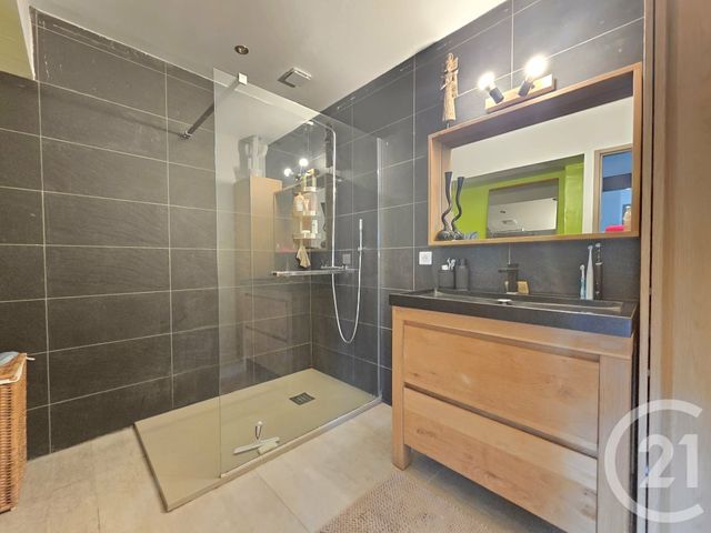 Appartement F4 &agrave; vendre - 4 pi&egrave;ces - 106,78 m2 - Ollioules - 83 - PROVENCE-ALPES-COTE-D-AZUR