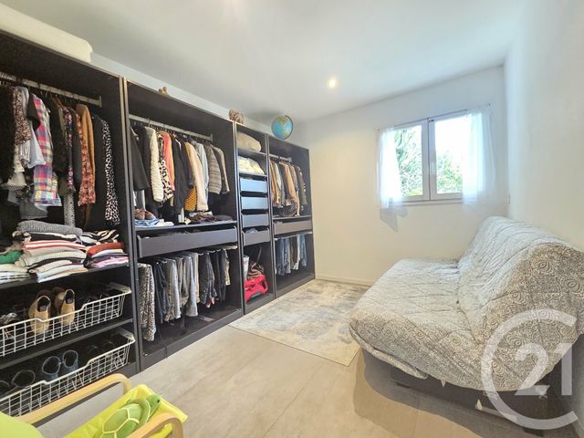 Appartement F4 &agrave; vendre - 4 pi&egrave;ces - 106,78 m2 - Ollioules - 83 - PROVENCE-ALPES-COTE-D-AZUR