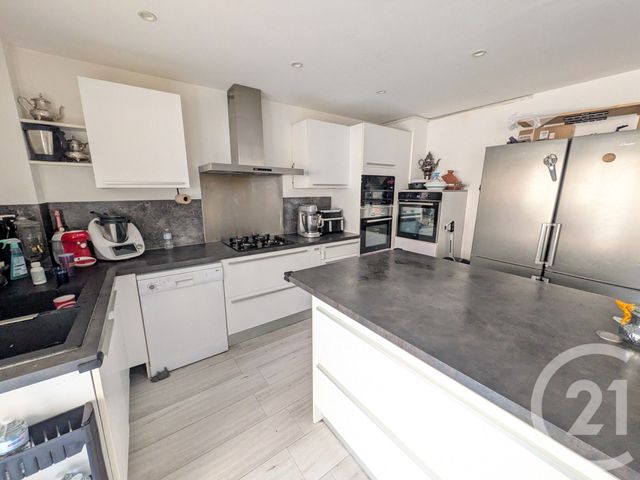 Appartement T4 &agrave; vendre - 4 pi&egrave;ces - 75,90 m2 - Toulon - 83 - PROVENCE-ALPES-COTE-D-AZUR