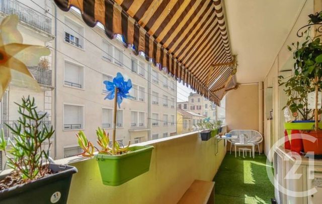Appartement T4 &agrave; vendre - 4 pi&egrave;ces - 75,90 m2 - Toulon - 83 - PROVENCE-ALPES-COTE-D-AZUR