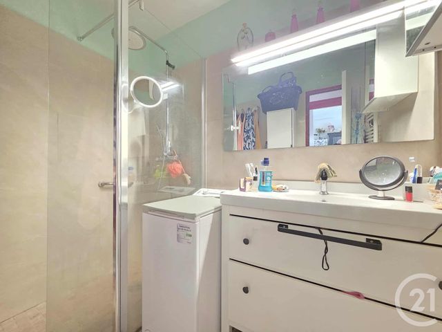 Appartement T2 à vendre - 2 pièces - 43,18 m2 - Bandol - 83 - PROVENCE-ALPES-COTE-D-AZUR