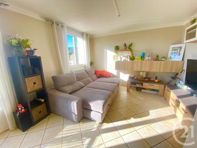 Appartement F4 à vendre - 4 pièces - 67 m2 - Toulon - 83 - PROVENCE-ALPES-COTE-D-AZUR