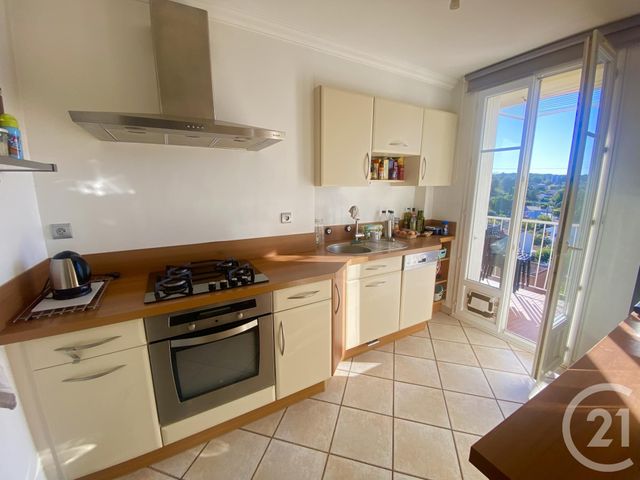 Appartement F4 à vendre - 4 pièces - 67 m2 - Toulon - 83 - PROVENCE-ALPES-COTE-D-AZUR