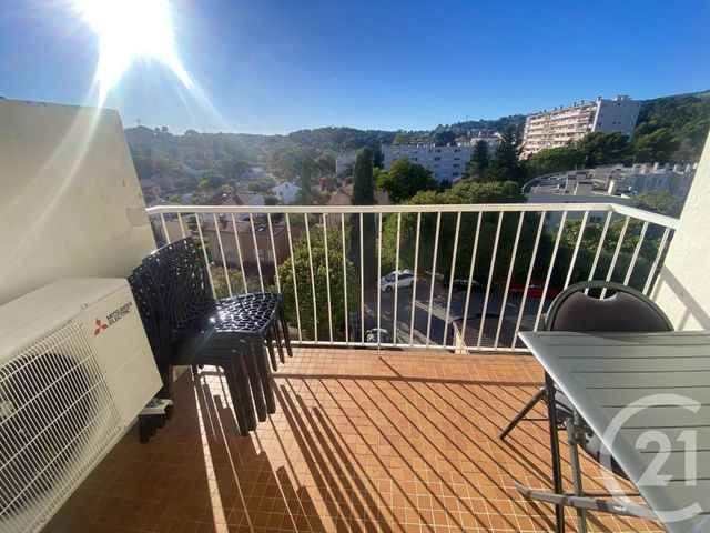Appartement F4 à vendre - 4 pièces - 67 m2 - Toulon - 83 - PROVENCE-ALPES-COTE-D-AZUR