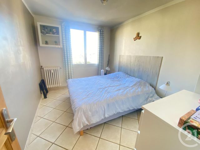 Appartement F4 à vendre - 4 pièces - 67 m2 - Toulon - 83 - PROVENCE-ALPES-COTE-D-AZUR