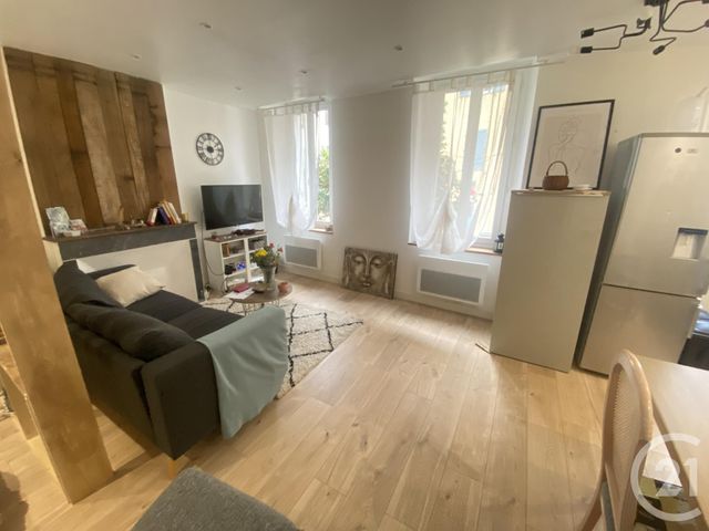 Appartement F1 à louer TOULON