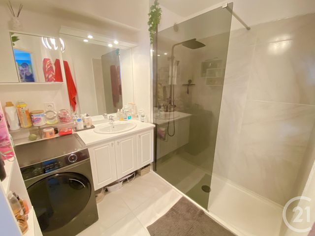 Appartement F2 à vendre - 2 pièces - 40 m2 - Toulon - 83 - PROVENCE-ALPES-COTE-D-AZUR