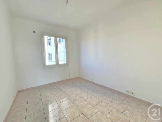 Appartement T5 &agrave; vendre - 5 pi&egrave;ces - 91,25 m2 - Toulon - 83 - PROVENCE-ALPES-COTE-D-AZUR