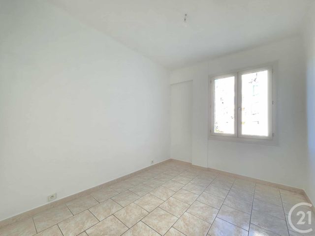 Appartement T5 &agrave; vendre - 5 pi&egrave;ces - 91,25 m2 - Toulon - 83 - PROVENCE-ALPES-COTE-D-AZUR