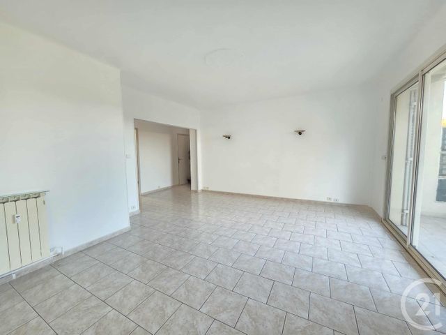Appartement T5 &agrave; vendre - 5 pi&egrave;ces - 91,25 m2 - Toulon - 83 - PROVENCE-ALPES-COTE-D-AZUR