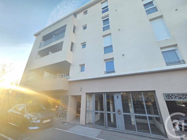 Appartement F3 à vendre - 3 pièces - 59,55 m2 - Toulon - 83 - PROVENCE-ALPES-COTE-D-AZUR