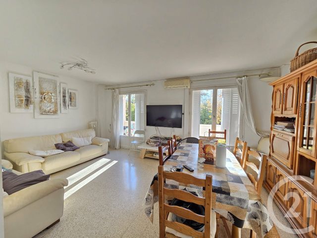 Appartement F4 à vendre - 4 pièces - 70 m2 - Toulon - 83 - PROVENCE-ALPES-COTE-D-AZUR